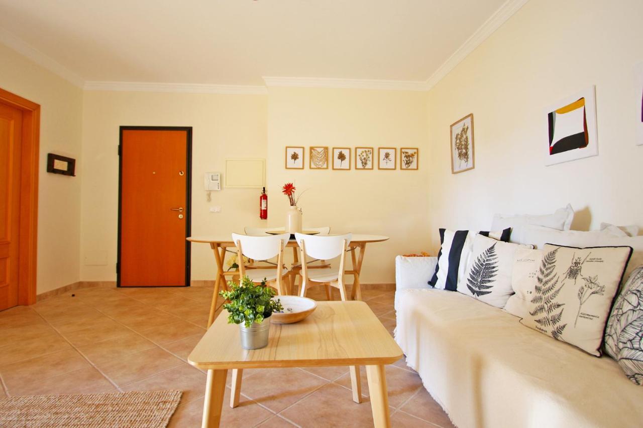 Apartamento Oliveira Santa Luzia  Bagian luar foto