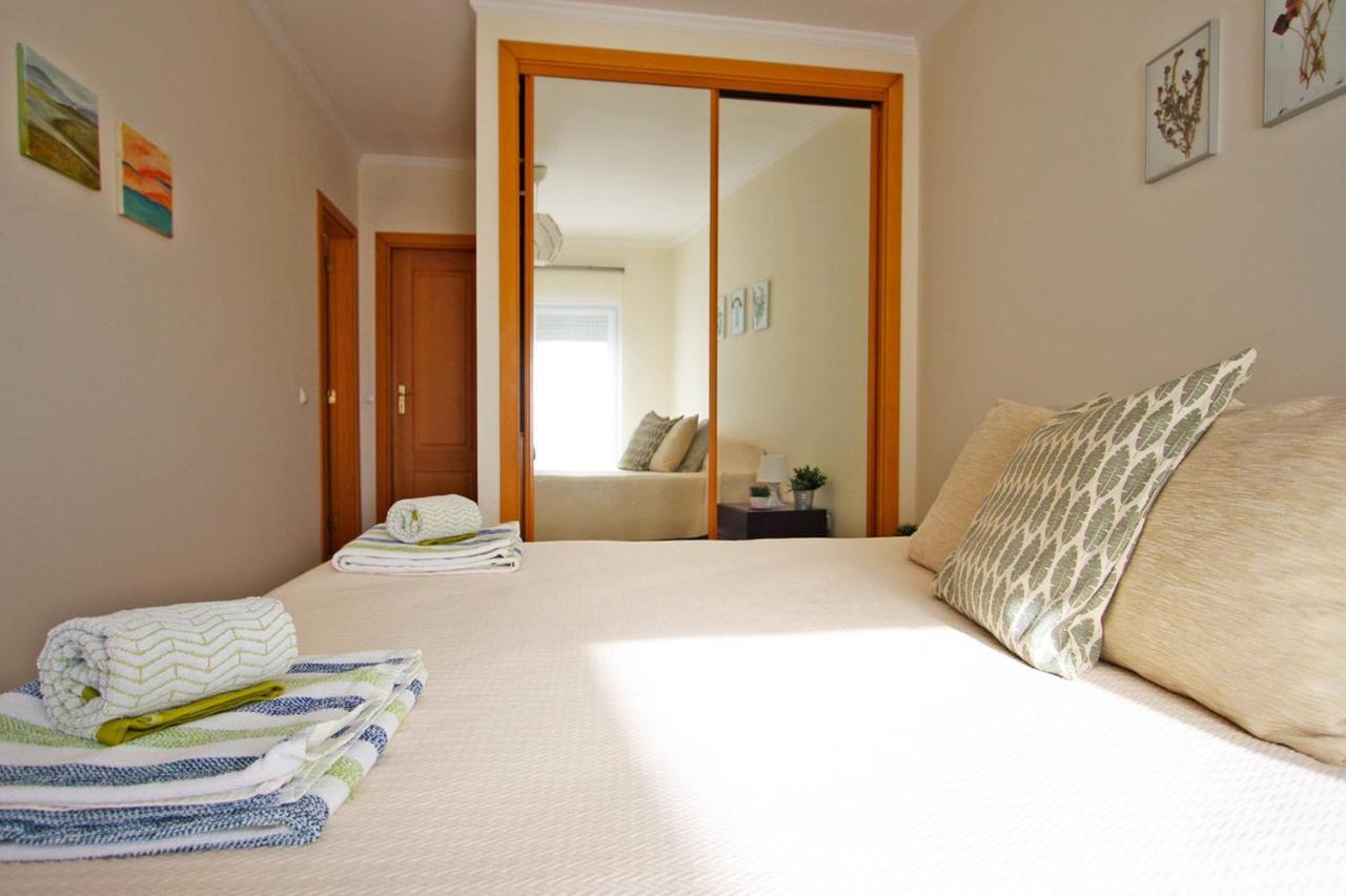 Apartamento Oliveira Santa Luzia  Bagian luar foto